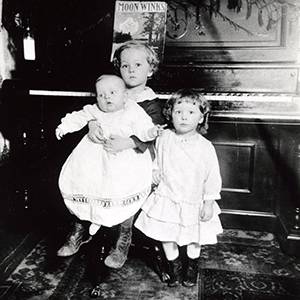 children and piano